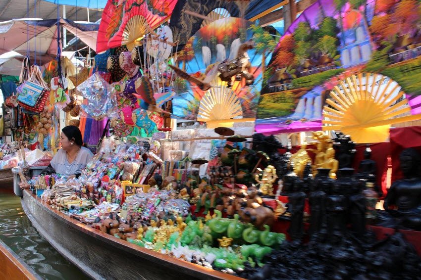 Damnoen Saduak Floating Market, Ratchaburi Province, Thailand